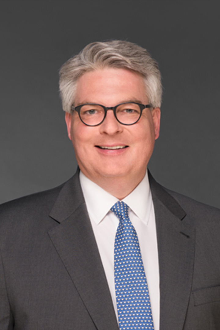 Rechtsanwaltskanzlei Weigell aus München Portrait Herr Schwartz